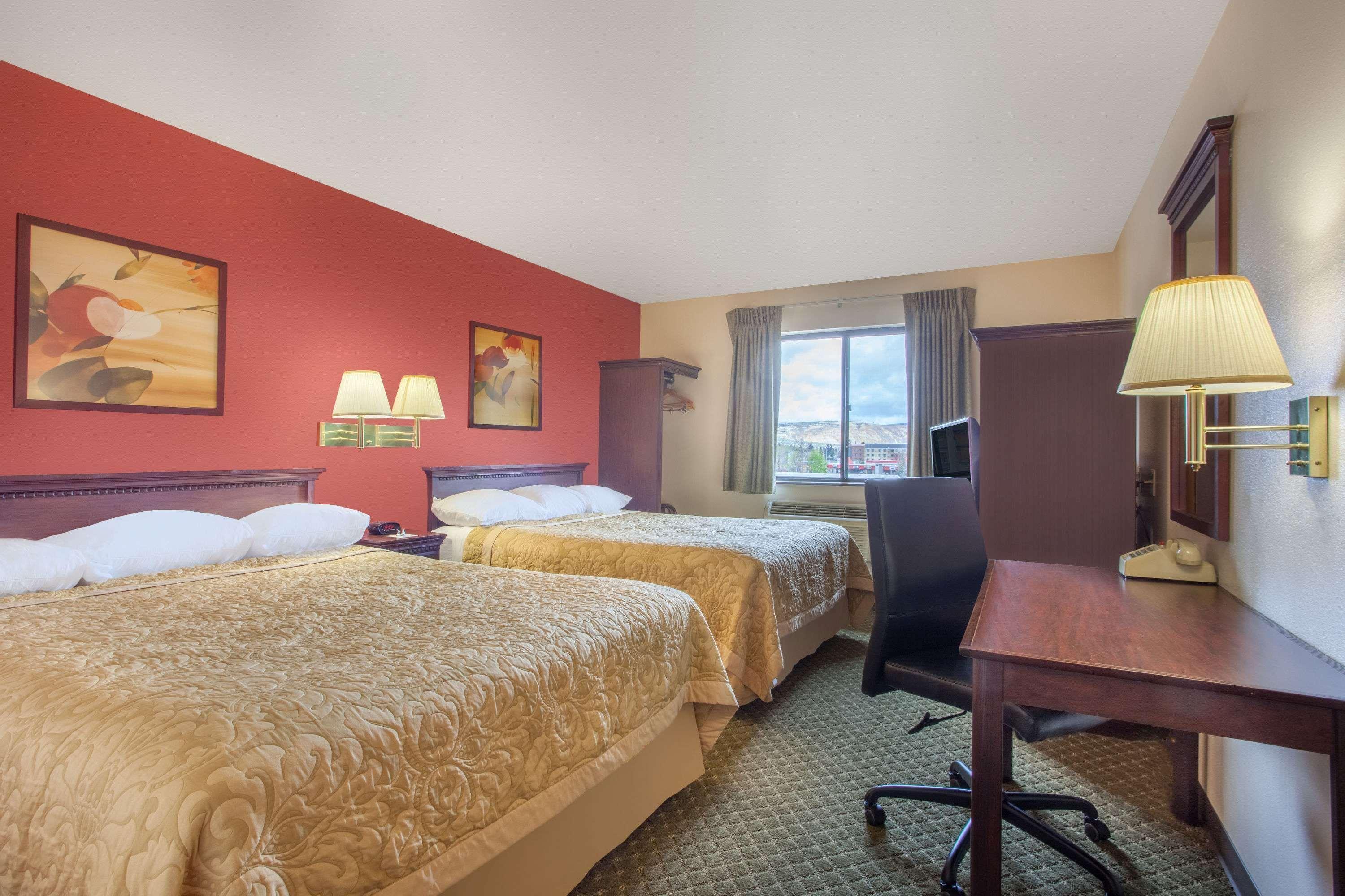 Motel Super 8 By Wyndham Butte Mt Esterno foto