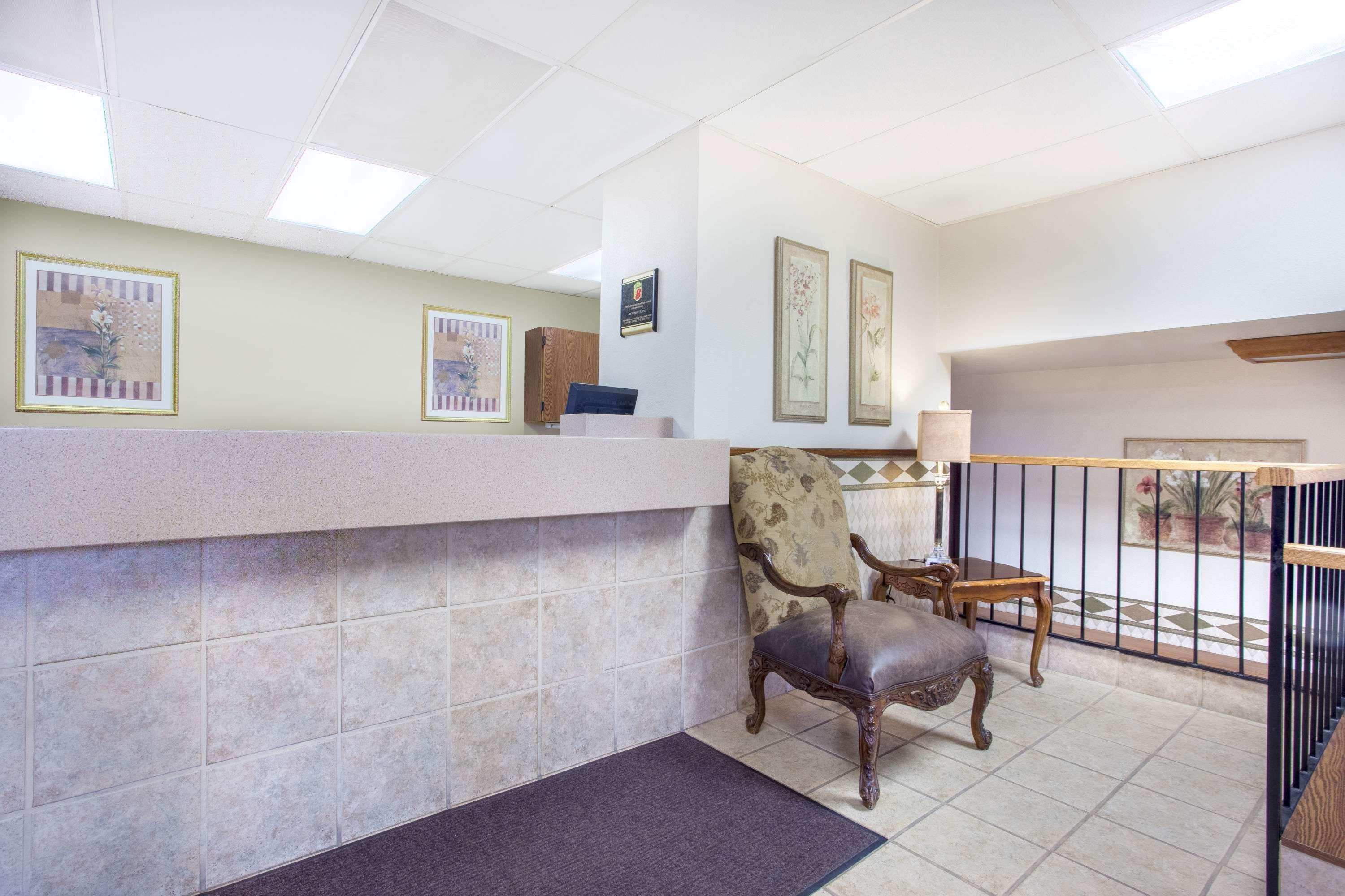Motel Super 8 By Wyndham Butte Mt Esterno foto