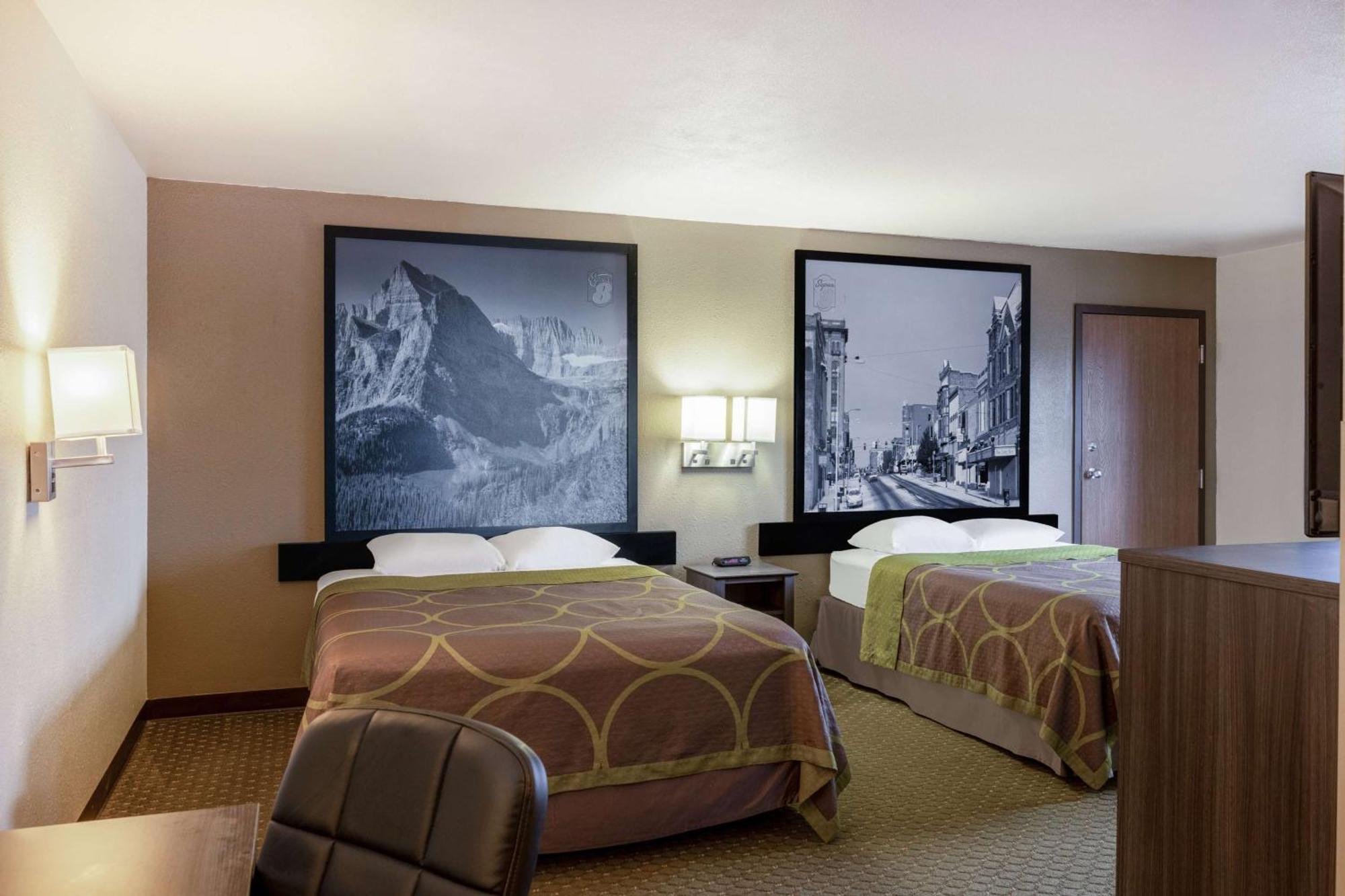 Motel Super 8 By Wyndham Butte Mt Esterno foto