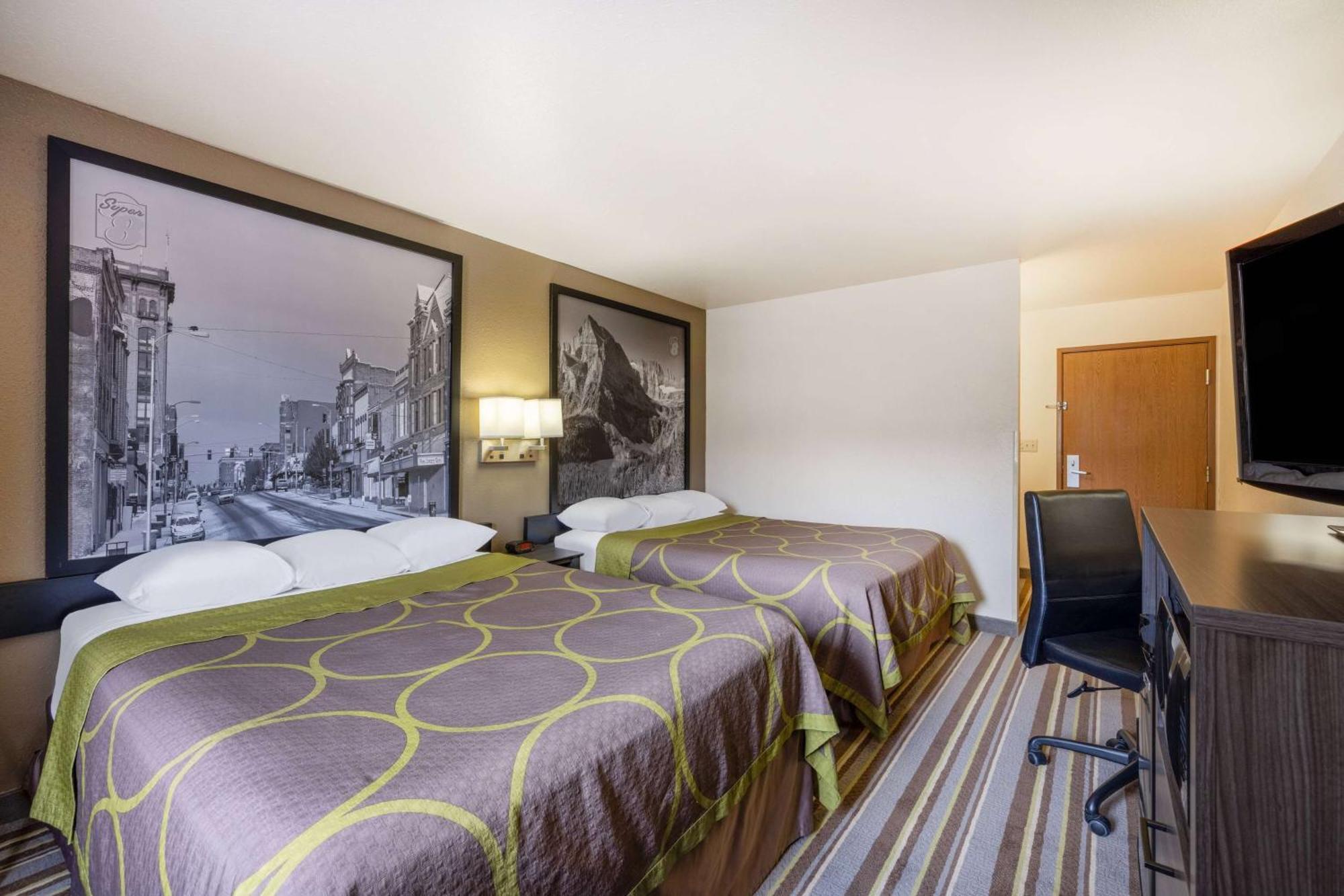 Motel Super 8 By Wyndham Butte Mt Esterno foto